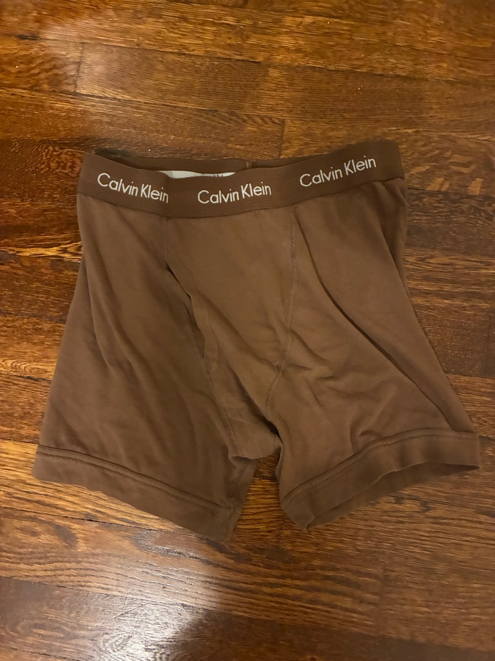 Calvin Klein men’s Brown Boxer Briefs with Logo Waistband size small
